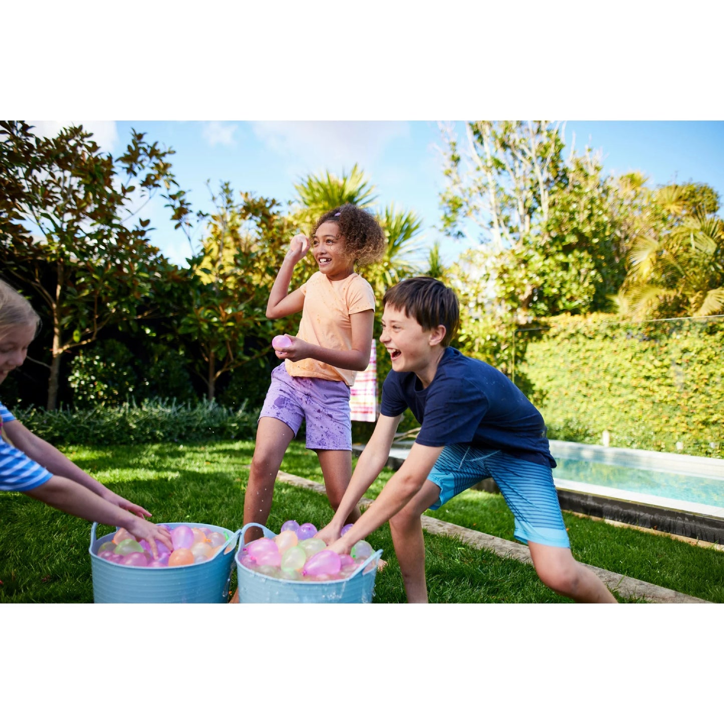 Tobogán acuático Bunch O Balloons Bob con 3 globos tropicales