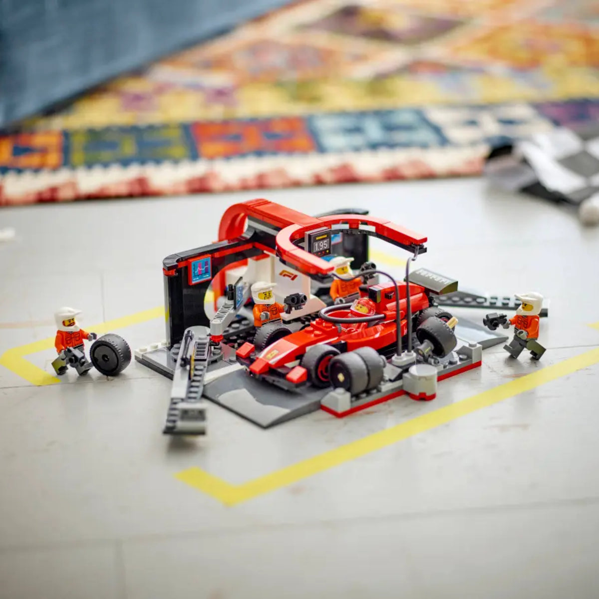LEGO F1 Pit Stop & Pit Crew with Ferrari Car Toy Set (322-Pieces)