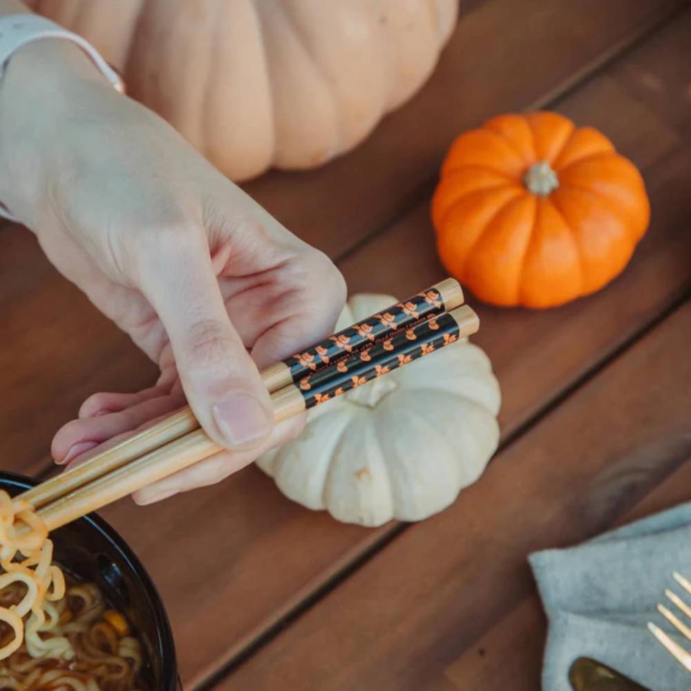 Sanrio Hello Kitty Pumpkins 20 oz Ramen Bowl and Chopstick Set