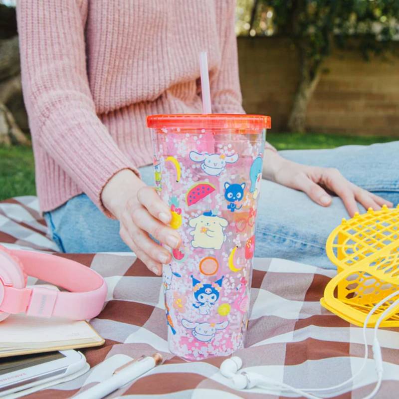 Sanrio Hello Kitty and Friends Icons 32 oz Confetti Carnival Cup - Red