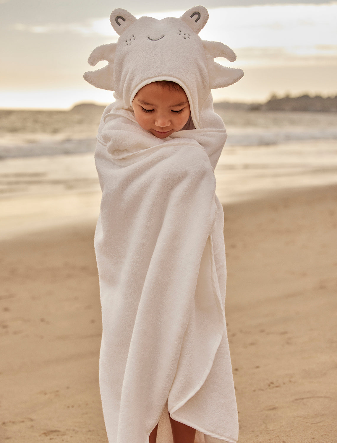 Barefoot Dreams Toddler Hooded Towel and Washcloth Set Beach Rock