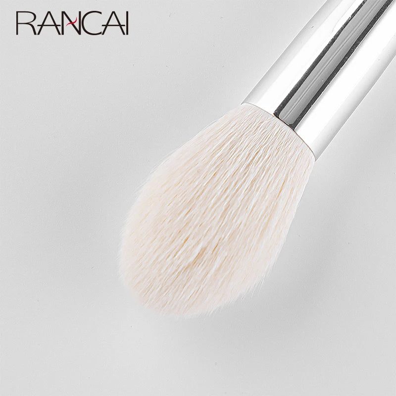 Small Flame Makeup Brush for Liquid Foundation Blush Concealer
