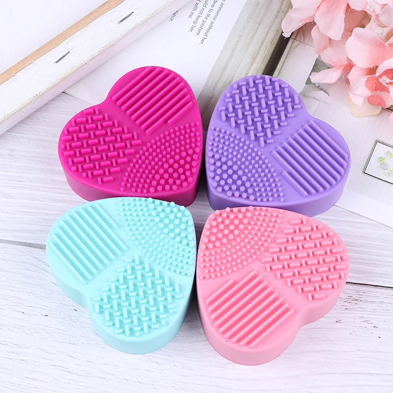 Bear Heart-Shaped Silicone Makeup Brush Cleaner Pad Tool
