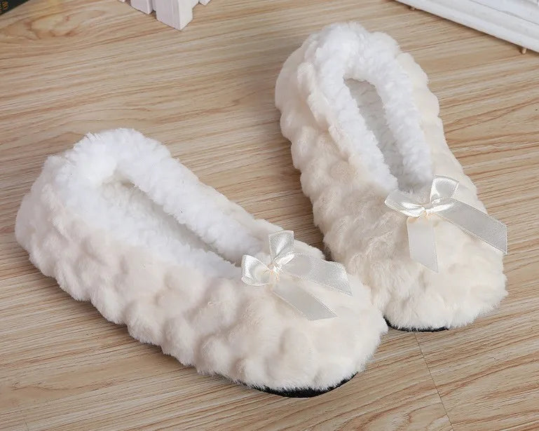 Mntrerm New Cute 2023 Indoor Home Slippers Warm Plush Non-Slip Soft Fur Women Shoes