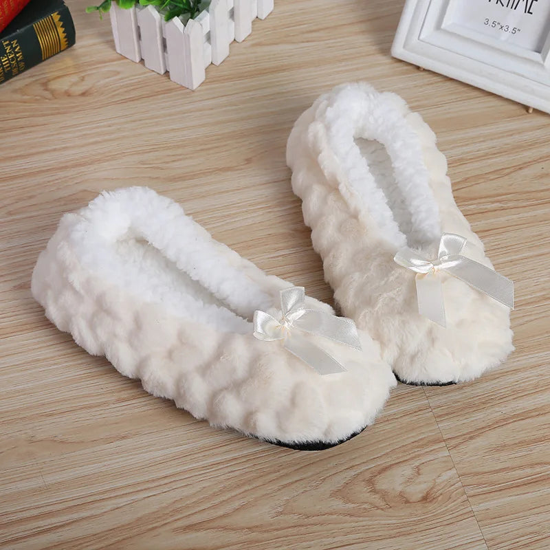 Mntrerm New Cute 2023 Indoor Home Slippers Warm Plush Non-Slip Soft Fur Women Shoes