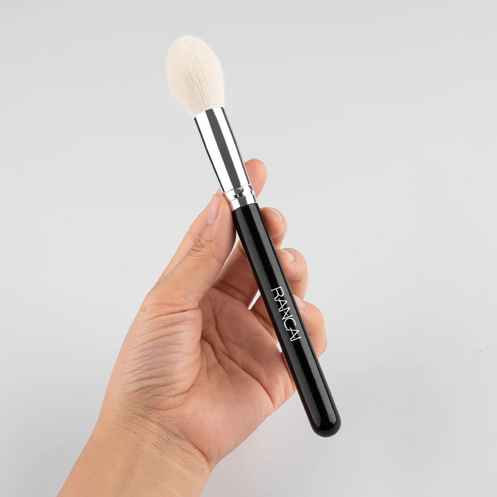 Small Flame Makeup Brush for Liquid Foundation Blush Concealer