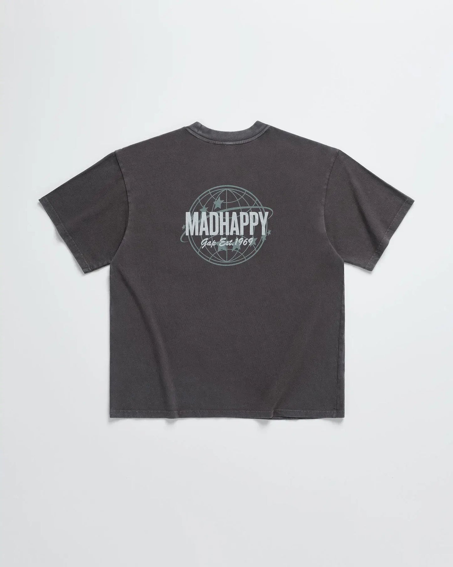 Gap - MadHappy - Globe Pocket Tee - Moonless