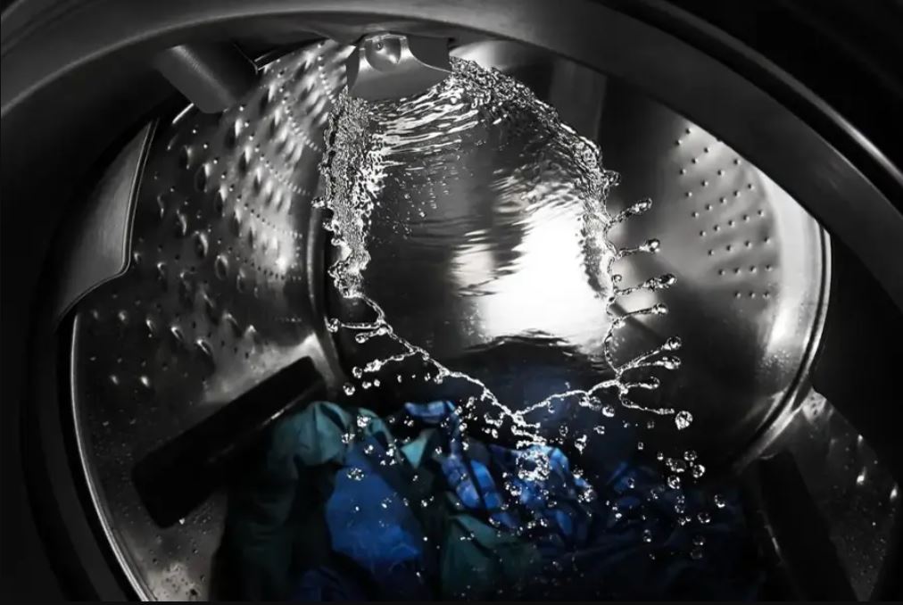 Maytag MHW5630 4.5 cu. ft. Front Load Washer with Quick Wash Cycle