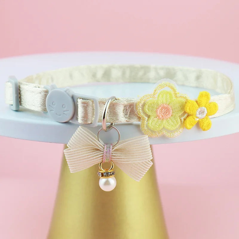 Pet Cat Collars INS Princess Style Lace Embroidery Bow Cat Collar with Cute Flower Decoration for Cats and Puppies Pet Products