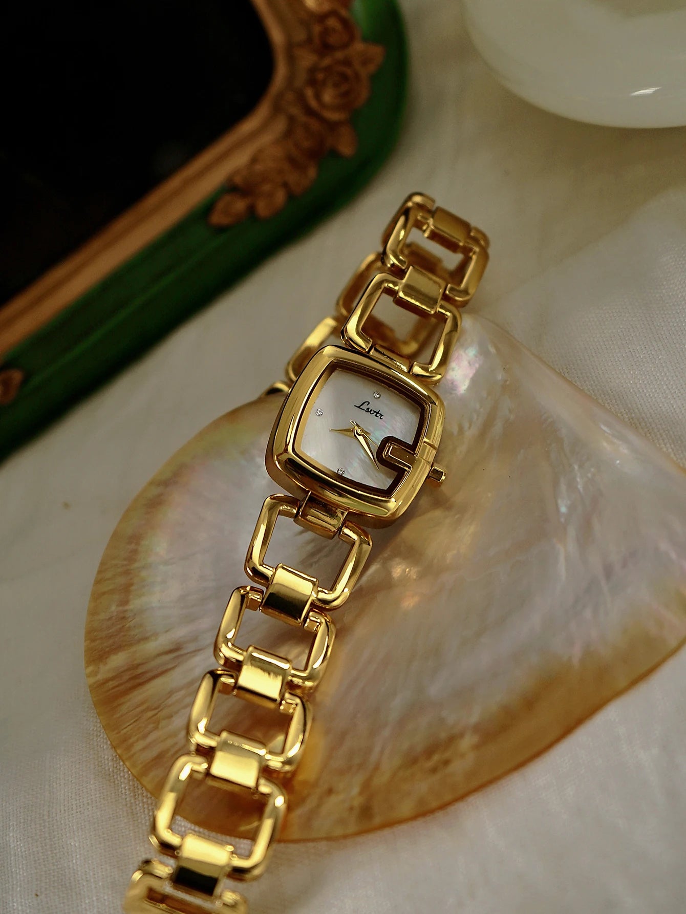 1pc Women's Elegant High-End Luxury Quartz Watch, Rhinestone & Mother Of Pearl Dial, Stainless Steel Band