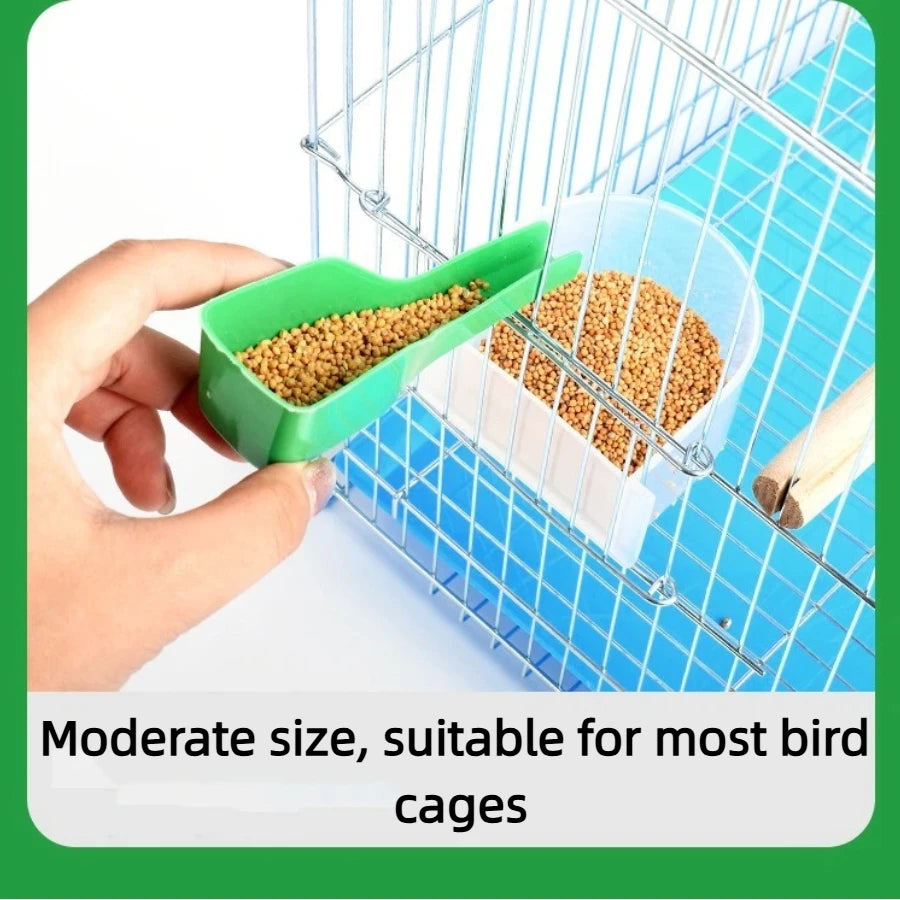 1 pc Bird feeder, water dispenser, feeding spoon, parrot feeding spoon, food shovel, feeding spoon, bird specific