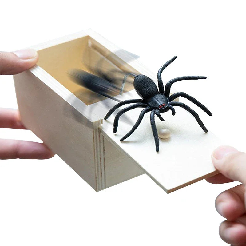 Trick Spider Funny Scare Box Wooden Prank Toy for Friends