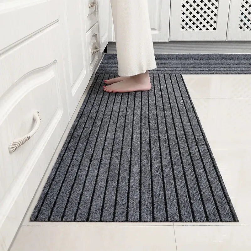 Alfombrilla cuadrada minimalista moderna: duradera, resistente a las manchas y la decoloración, base de goma antideslizante, lavable a máquina para interior y exterior
