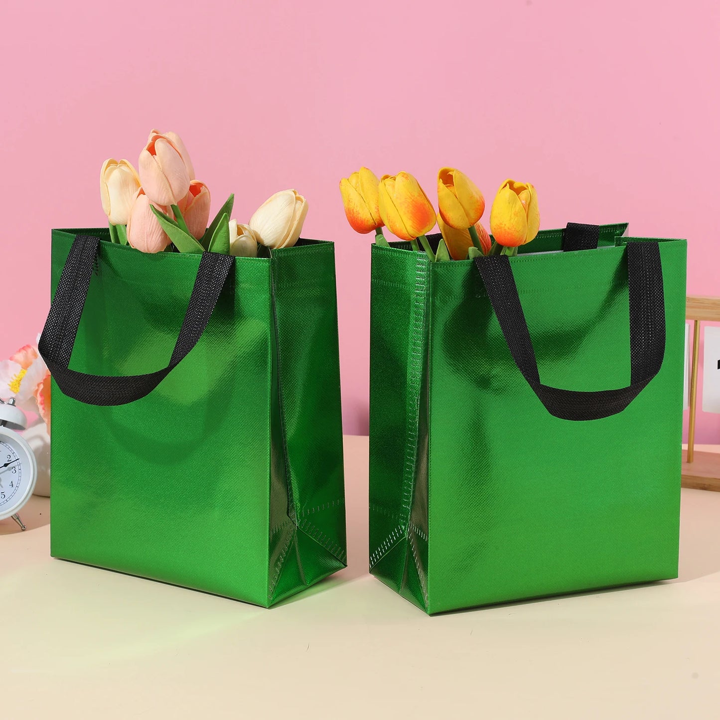 Vibrant 10-Pack Gradient Tote Bags Laminated Waterproof Multi-Purpose Shopping and Party Gift Bags