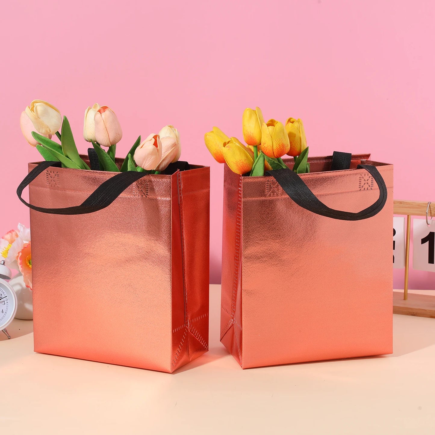 Vibrant 10-Pack Gradient Tote Bags Laminated Waterproof Multi-Purpose Shopping and Party Gift Bags