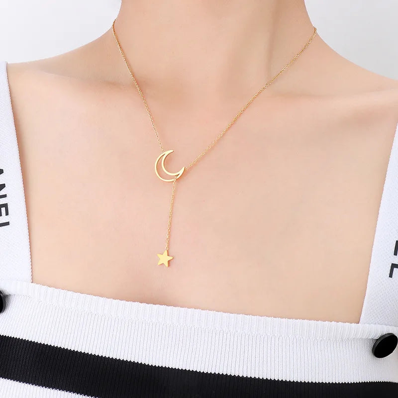 New Simple Moon Star Pendant Choker Necklace for Women