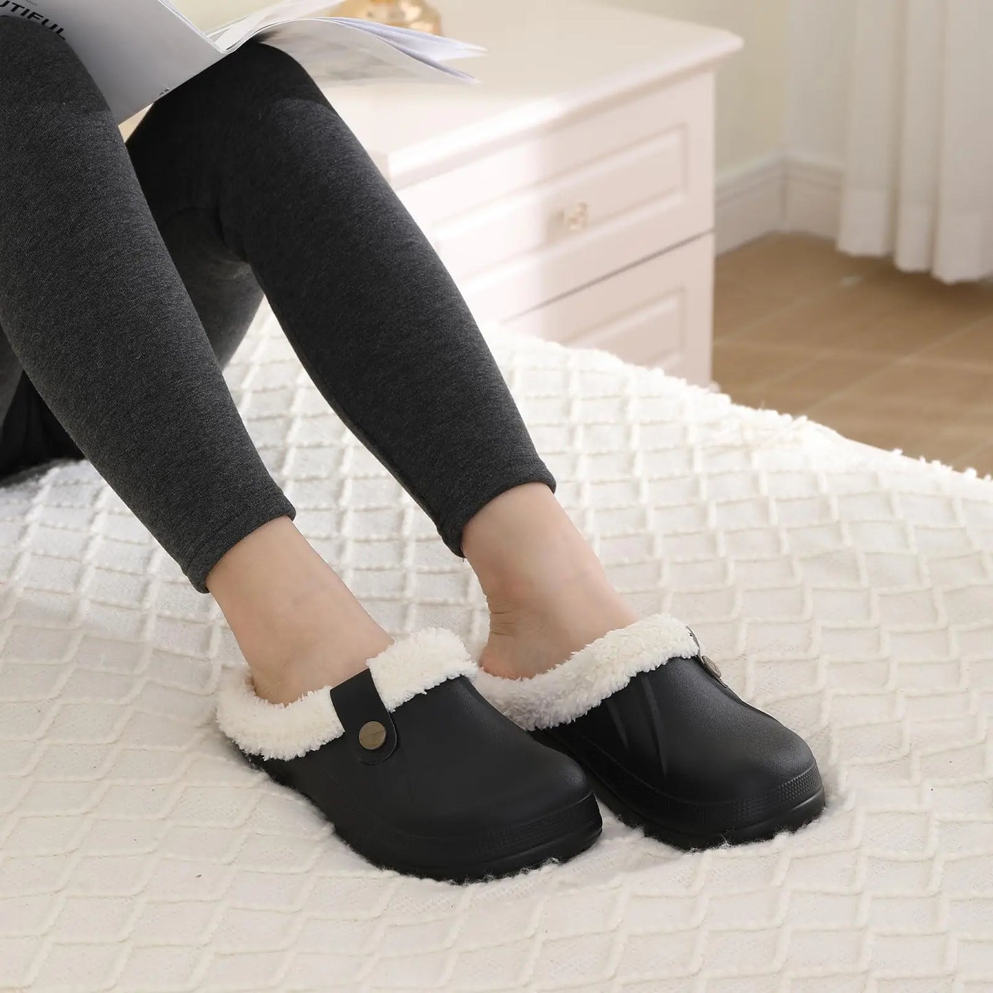 Comwarm New Fuzzy House Slippers For Women Men Winter Clogs