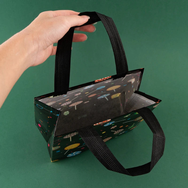 Waterproof Black Non-Woven Fabric Bags Set of 12 or 30 for Clothes Snacks Toys Ideal for Baby Showers Weddings and Party Decorations