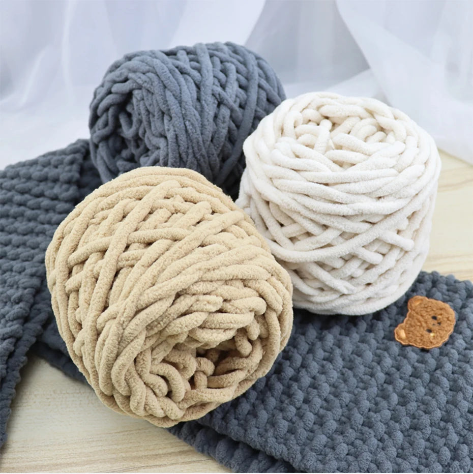 QJH Chunky Blanket Knitting Yarn for Cozy Throws and Pillows