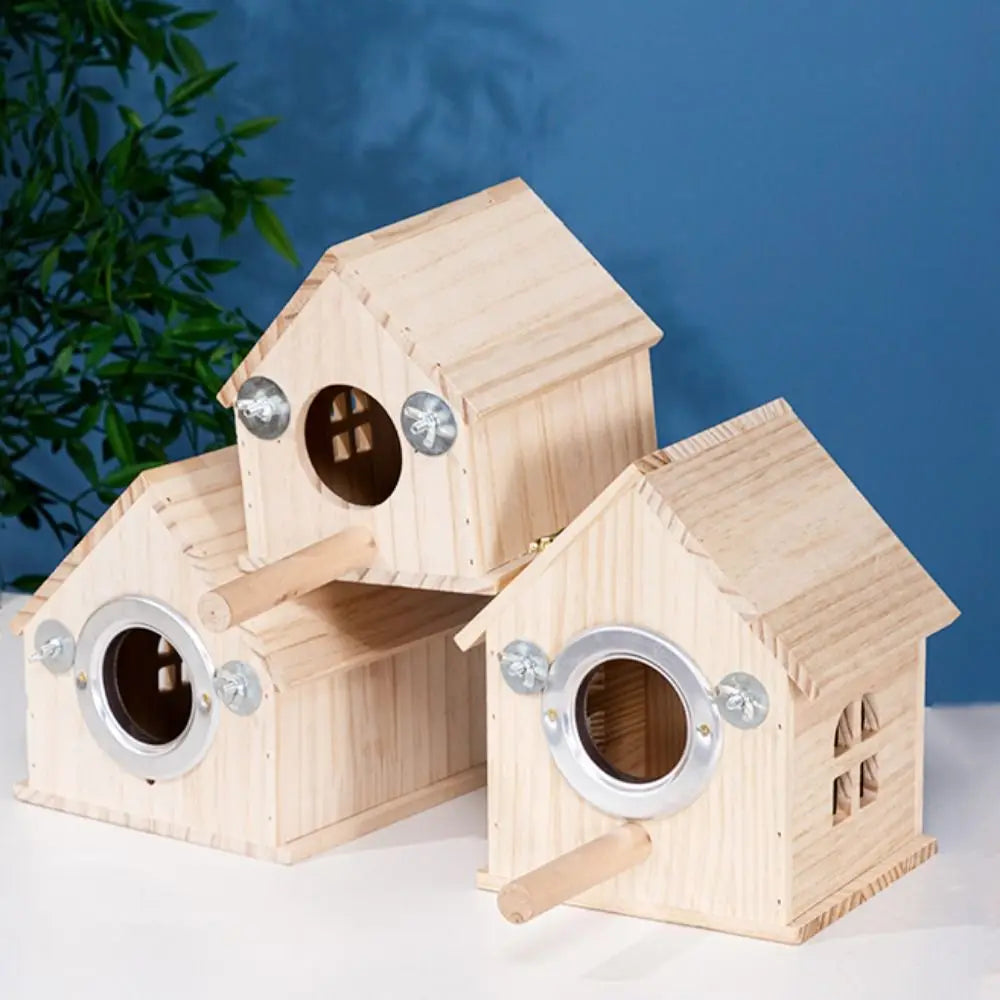 Large Space Wood Bird House Rainproof Hanging Bird Nesting Box Sun Protection Bird Nest for Parrots Parakeet Budgerigar