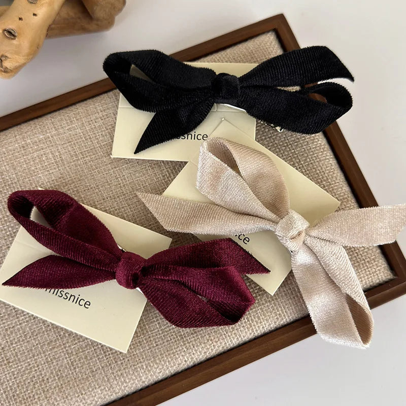 Vintage Velvet Bow Hairpin Winter Hair Clips for Women
