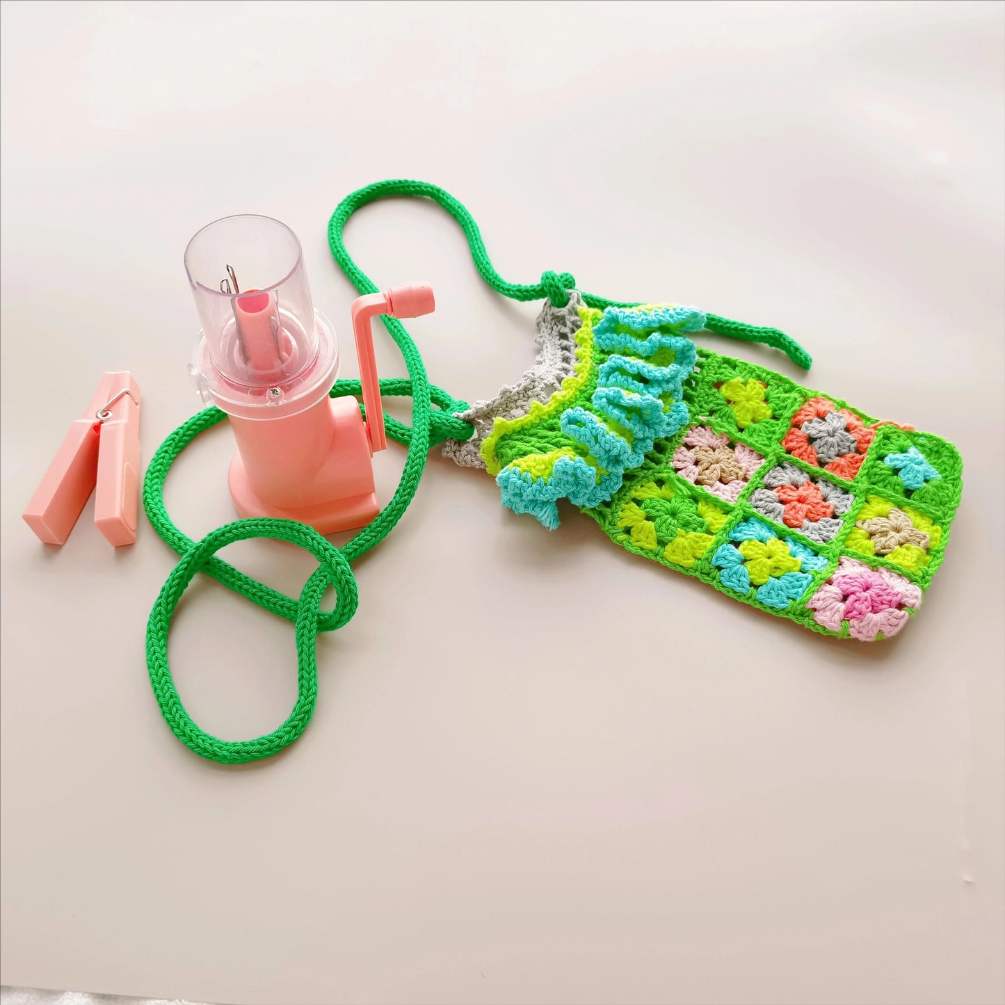 Portable Hand Knitting Machine with Crank for DIY Sweaters and Scarves Crafting Kit