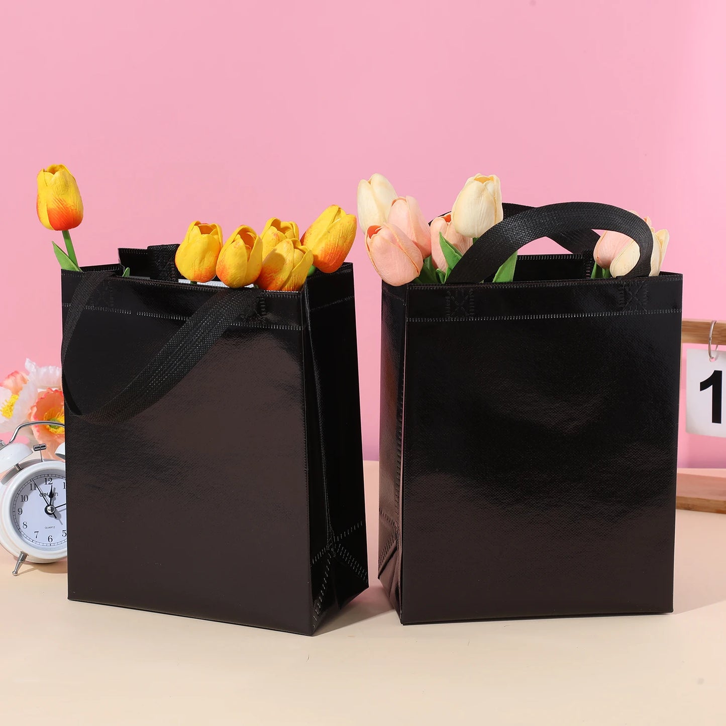 Vibrant 10-Pack Gradient Tote Bags Laminated Waterproof Multi-Purpose Shopping and Party Gift Bags