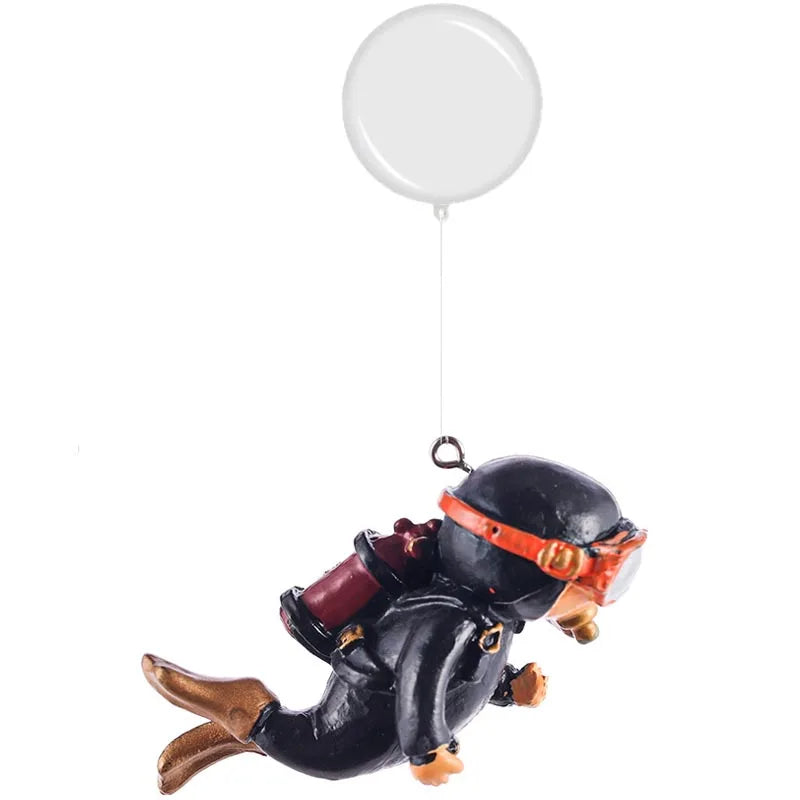 Fish Tank Decoration Resin Landscaping Small Ornaments Mini Diver Glow Aquarium Decor Floating Ball Aquarium Accessories