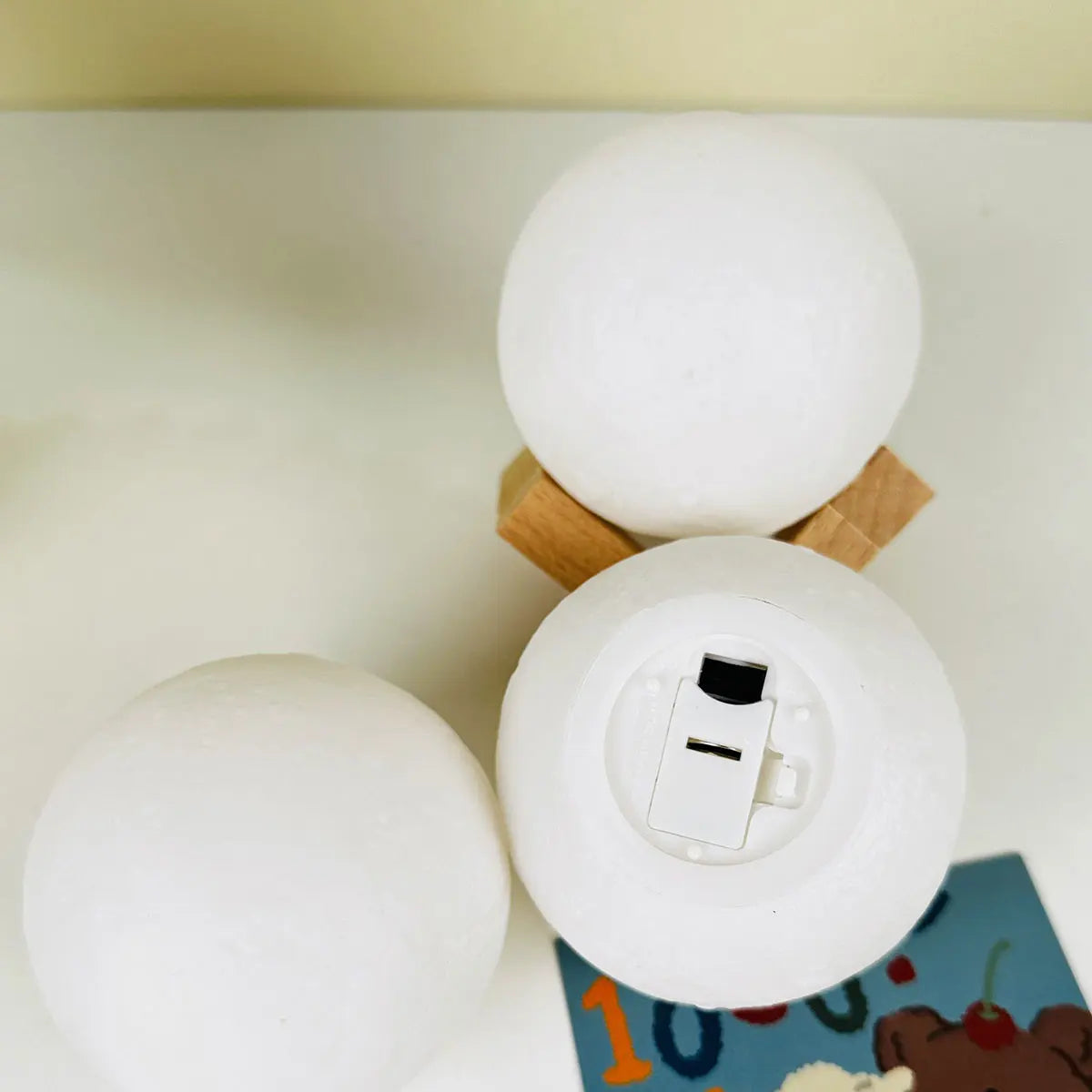 Fashion Creative Moon Light 8cm Desktop Bedside Soft Light