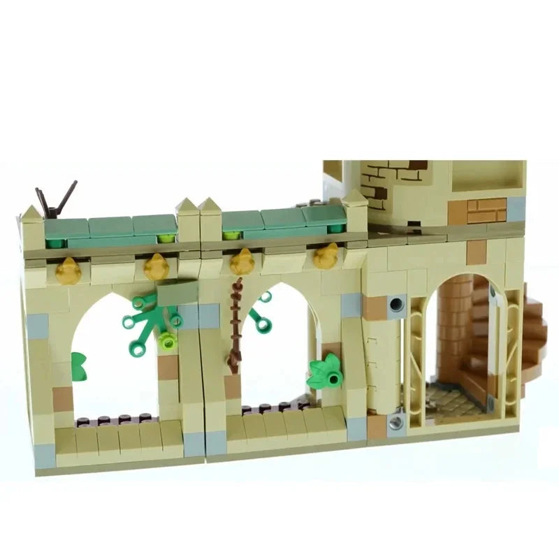 Sirius's Rescue Courtyard Building Blocks 76401 DIY Castle Tower for Boys Christmas Gift