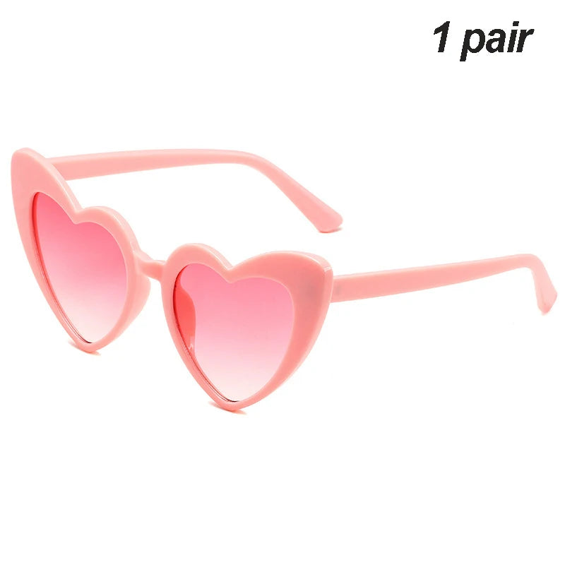 2024 Summer Beach Sunglasses Women Heart Shaped Fashion Glasses