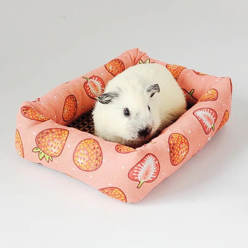 Hamster Summer Cooling Mat for Small Animals Breathable Cushion Bed Guinea Pig Chinchilla Rat Rabbit Cage Squirrel Rattan Mat