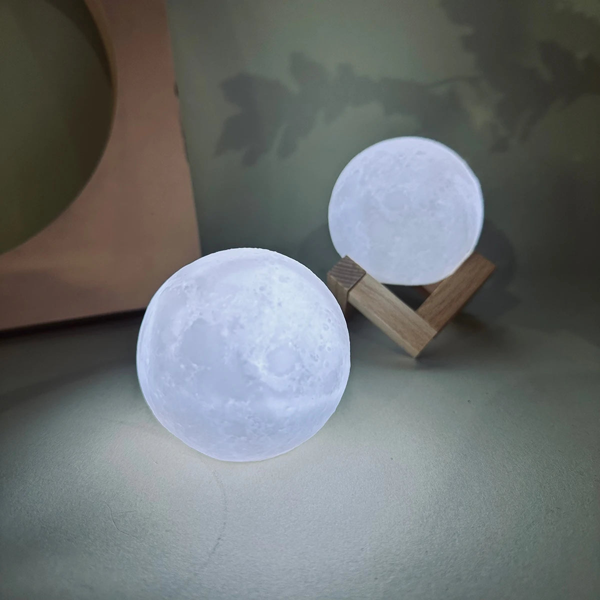 Fashion Creative Moon Light 8cm Desktop Bedside Soft Light