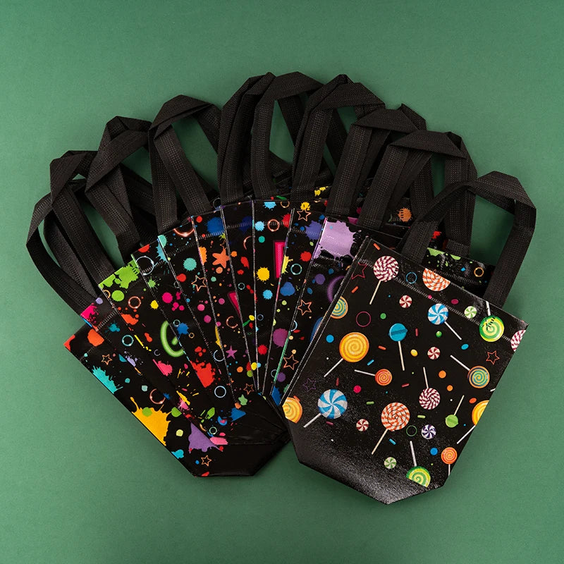 Waterproof Black Non-Woven Fabric Bags Set of 12 or 30 for Clothes Snacks Toys Ideal for Baby Showers Weddings and Party Decorations