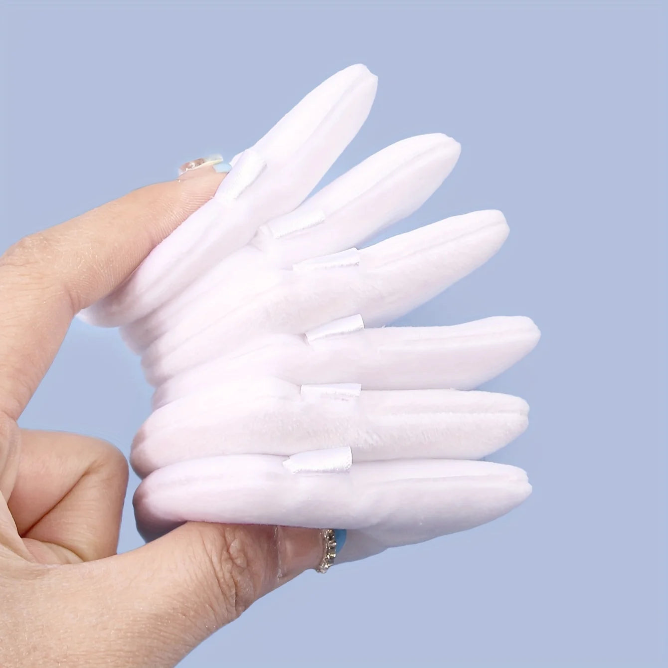 100 Pieces Triangle Powder Puff Set for Loose Powder and Liquid Cosmetics Soft Plush Makeup Application Tool