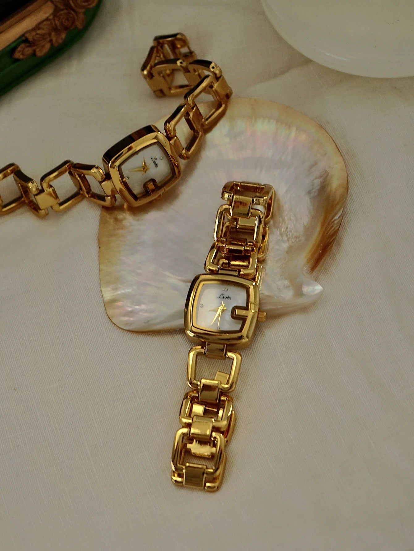 1pc Women's Elegant High-End Luxury Quartz Watch, Rhinestone & Mother Of Pearl Dial, Stainless Steel Band