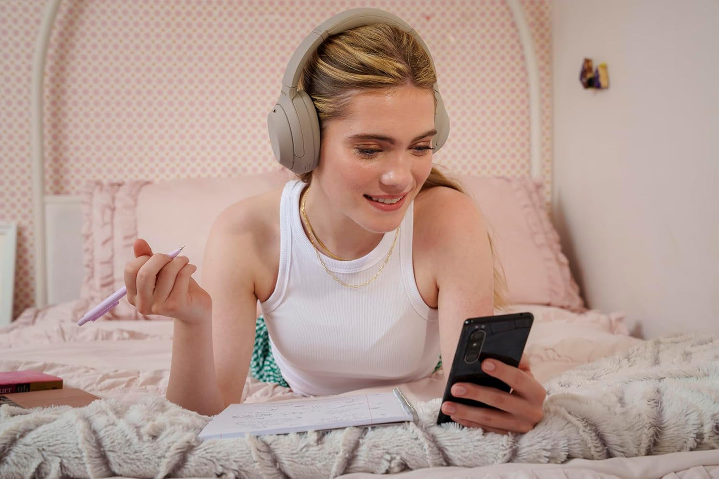 Sony WH1000XM4 Wireless Premium Noise Canceling Overhead Headphones with Mic