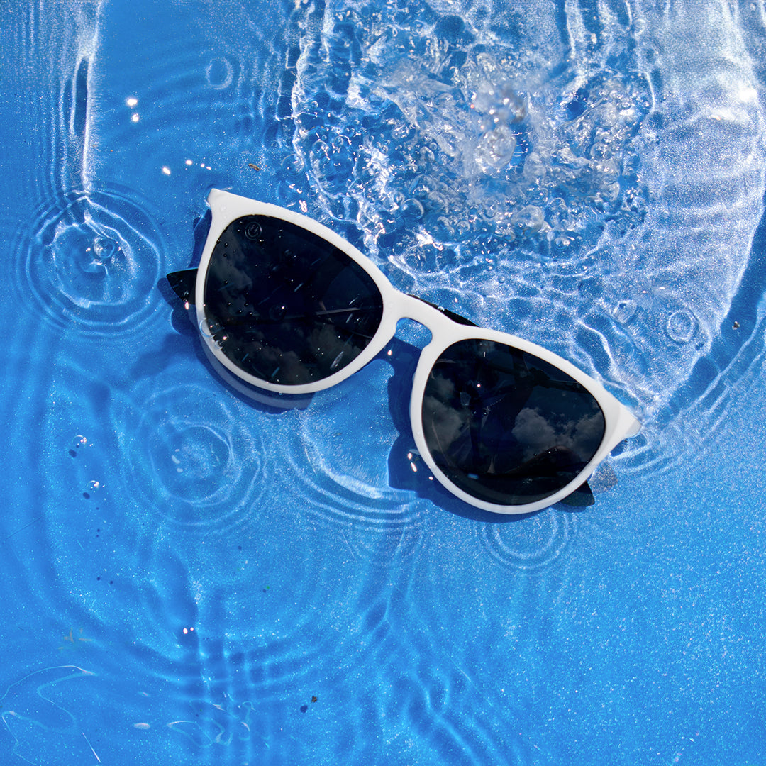 Hurricane - Matte Off White - Jett Lambert - Jet Black Polarized