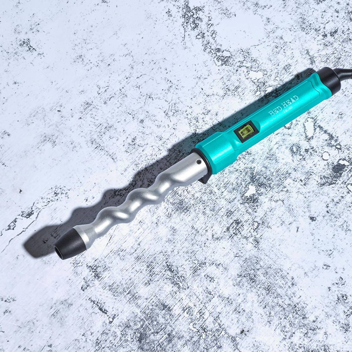 Bed Head BH389N1 Curlipops Spiral Styling Iron with Protective Glove - Turquoise