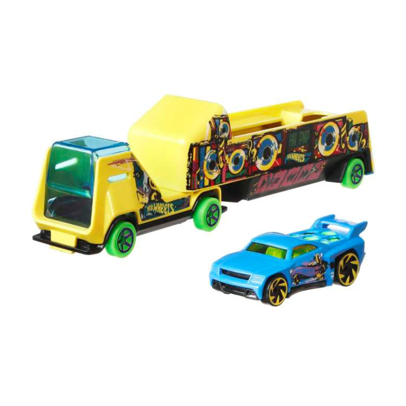 Hot Wheels Super Rigs Transporter Vehicle with Car - Assortment - Curacao
