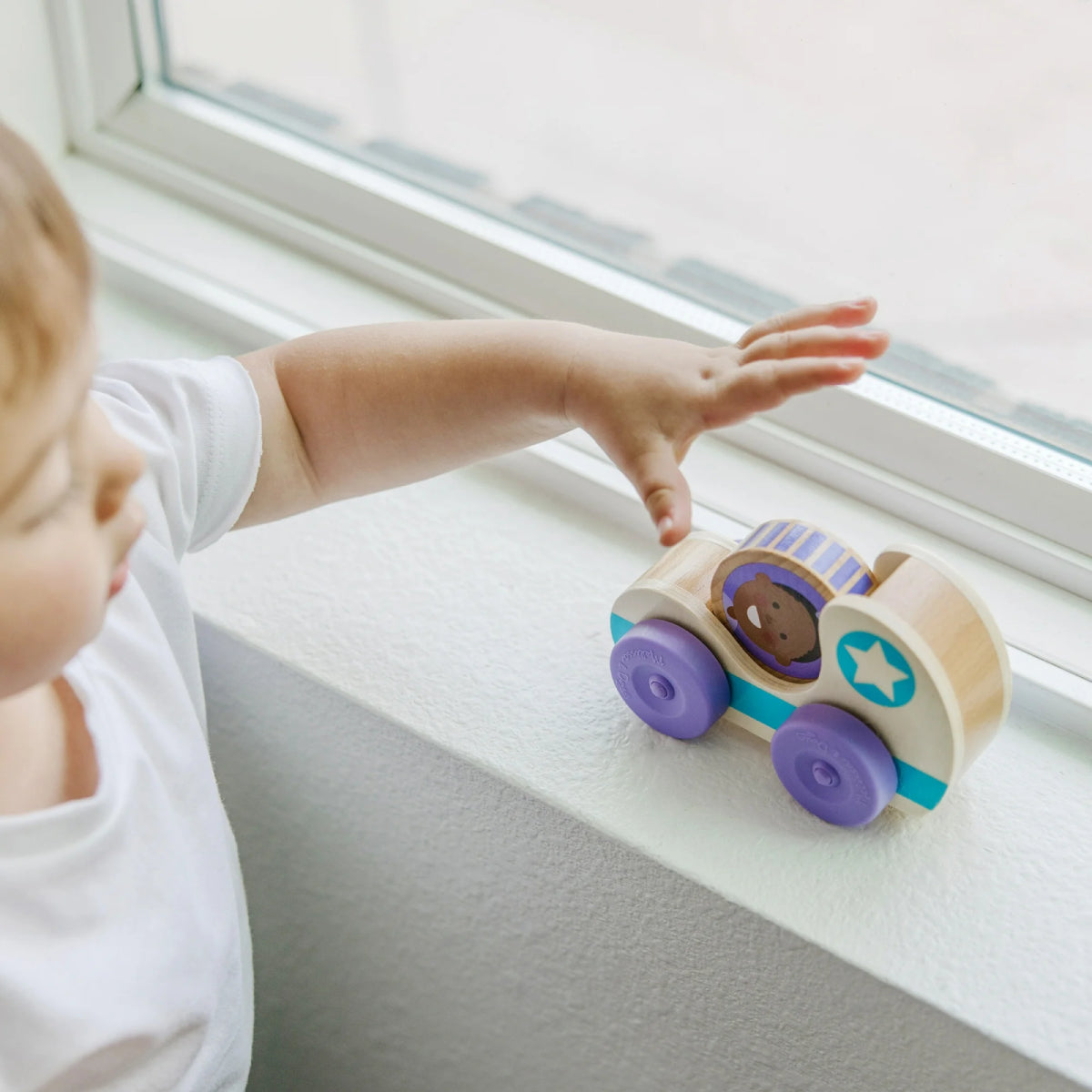 Melissa and Doug GO Tots Wooden Blue Star Car (2 Pieces)