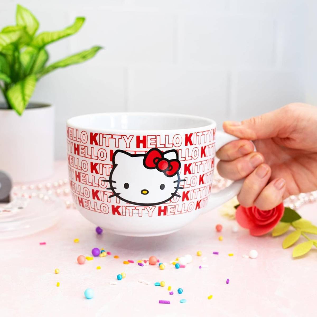 Sanrio Hello Kitty 24 oz Ceramic Soup Mug With Vented Lid - Red
