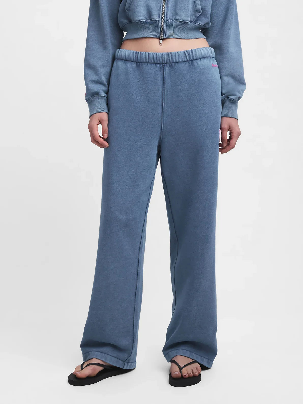 Gap MadHappy Straight Leg Sweatpant – Comfortable Relaxed Fit