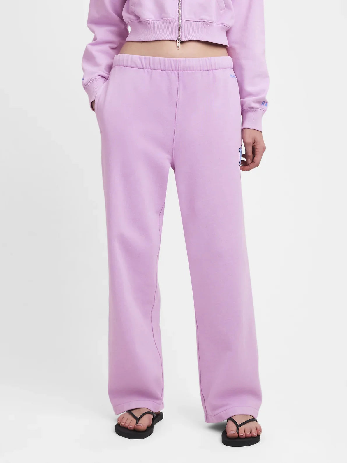 Gap MadHappy Straight Leg Sweatpant – Relaxed Fit Comfort