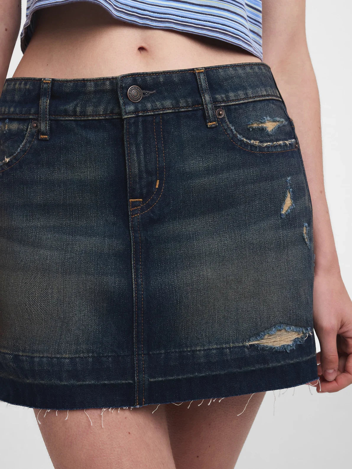 Gap MadHappy Distressed Denim Skirt – Edgy Style with Flattering Fit