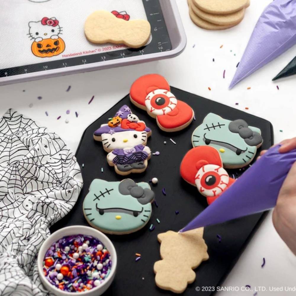 Sanrio Hello Kitty Halloween Cookie Baking Set (45- Pieces)