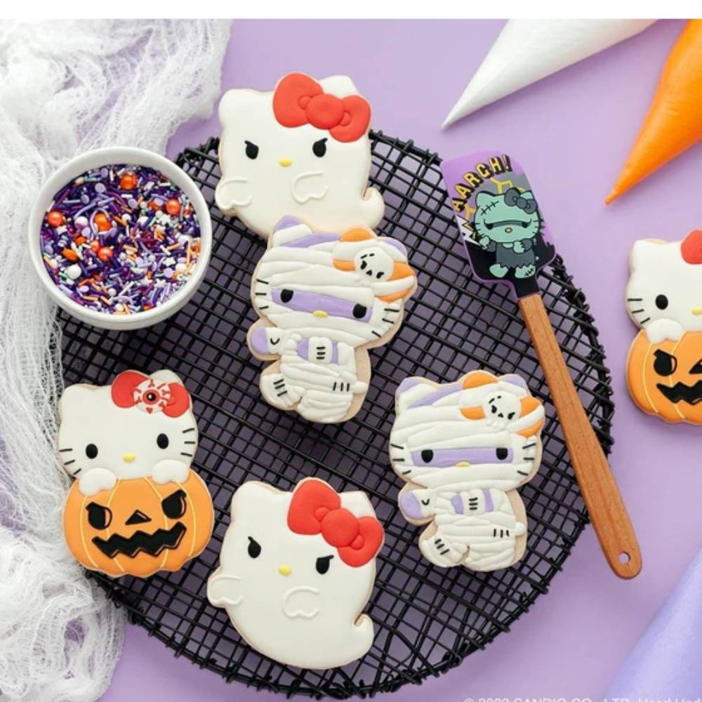 Sanrio Hello Kitty Halloween Cookie Stamp and Frosting Set (50- Pieces)