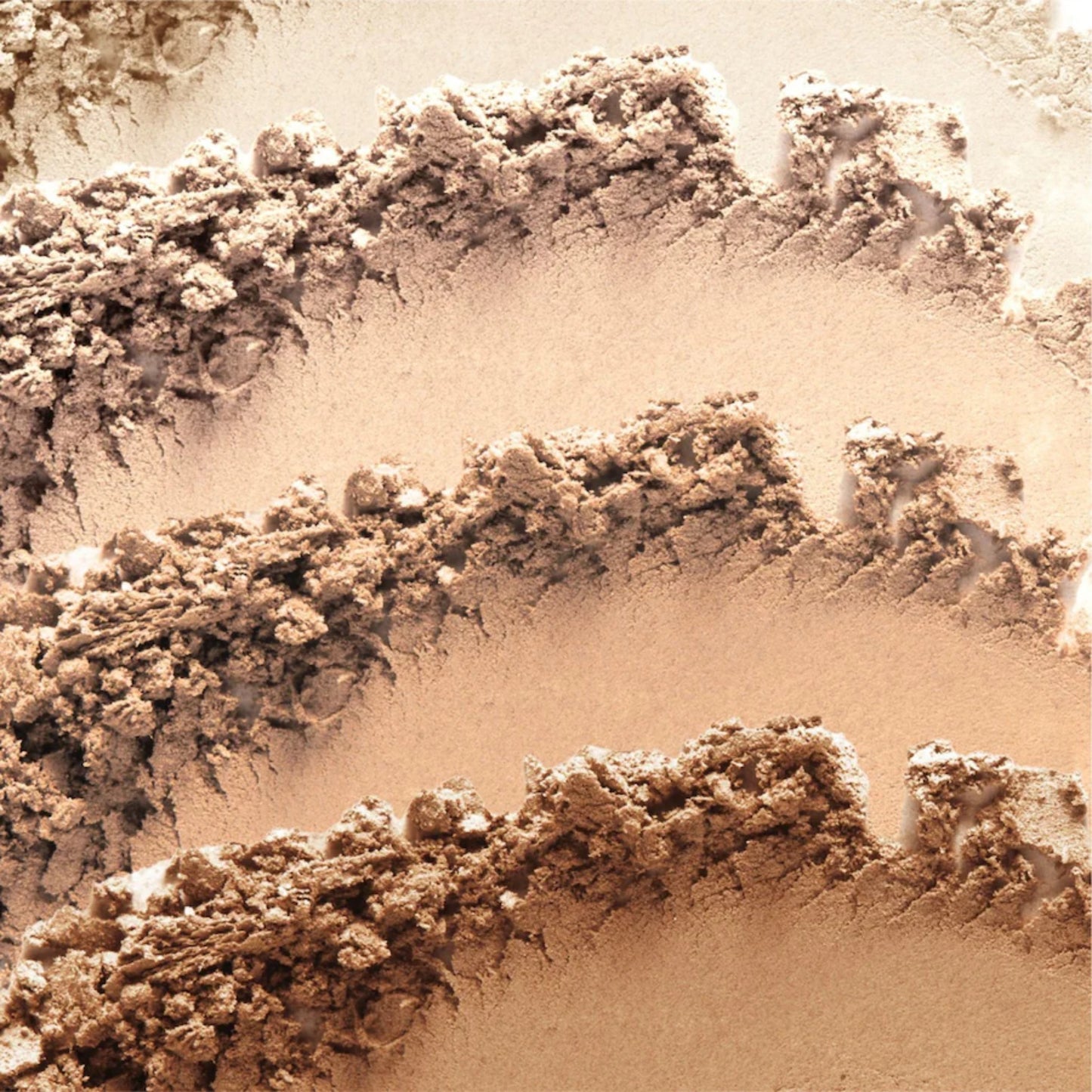 theBalm Quiet on Set Light Neutral Setting Powder