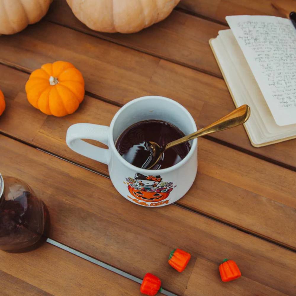 Sanrio Hello Kitty 14 oz Pumpkin Candy Burglar Tapered Pottery Mug - White