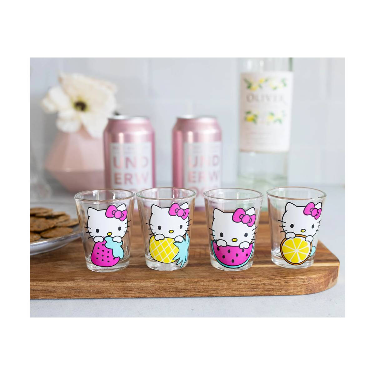 Sanrio Hello Kitty 1.5 oz Mini Shot Glasses (Set of 4) - Multicolor